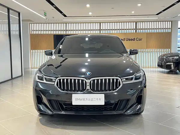 BMW 6 Series GT 2025