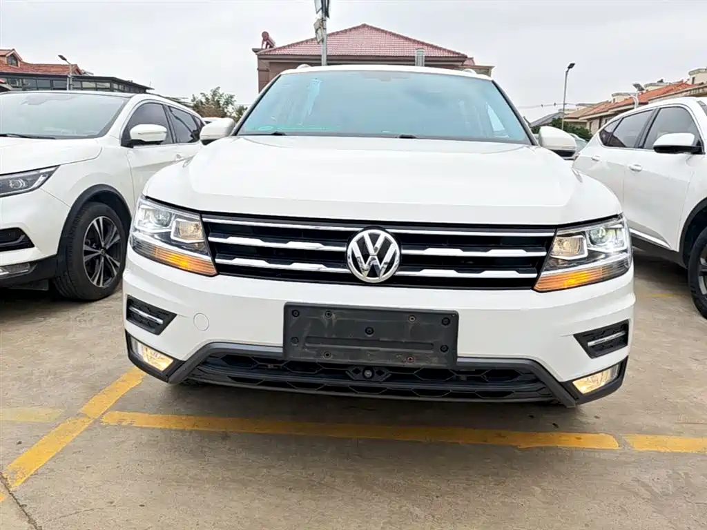 Volkswagen Tiguan L 2019 — фото 3
