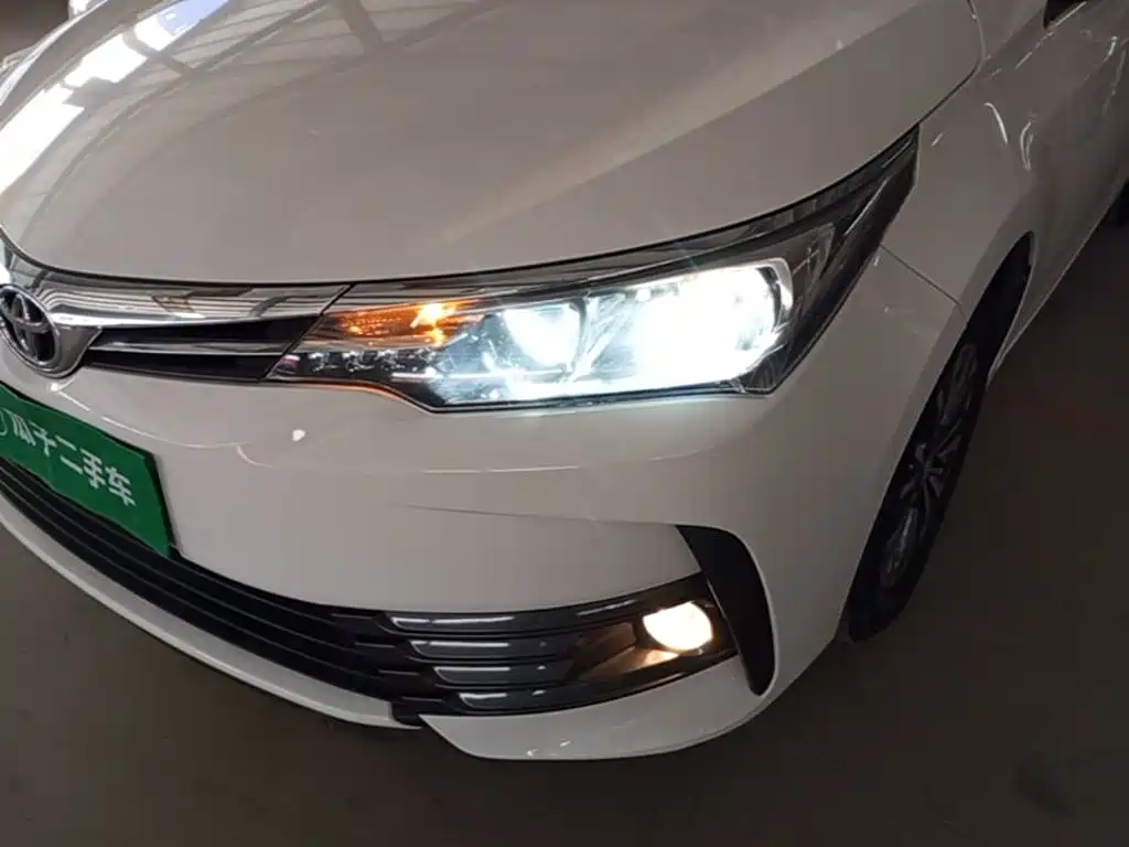 Toyota Corolla 2019 — фото 24