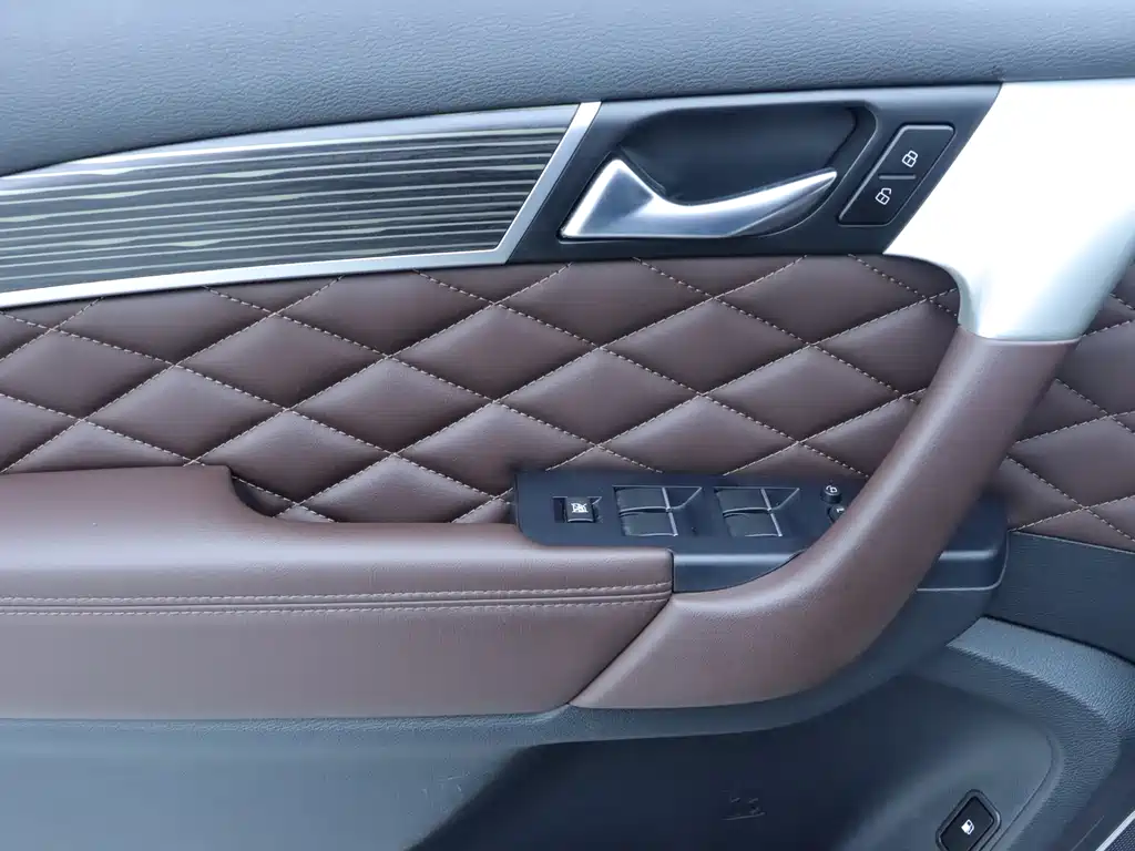 Haval H9 2021 — фото 12