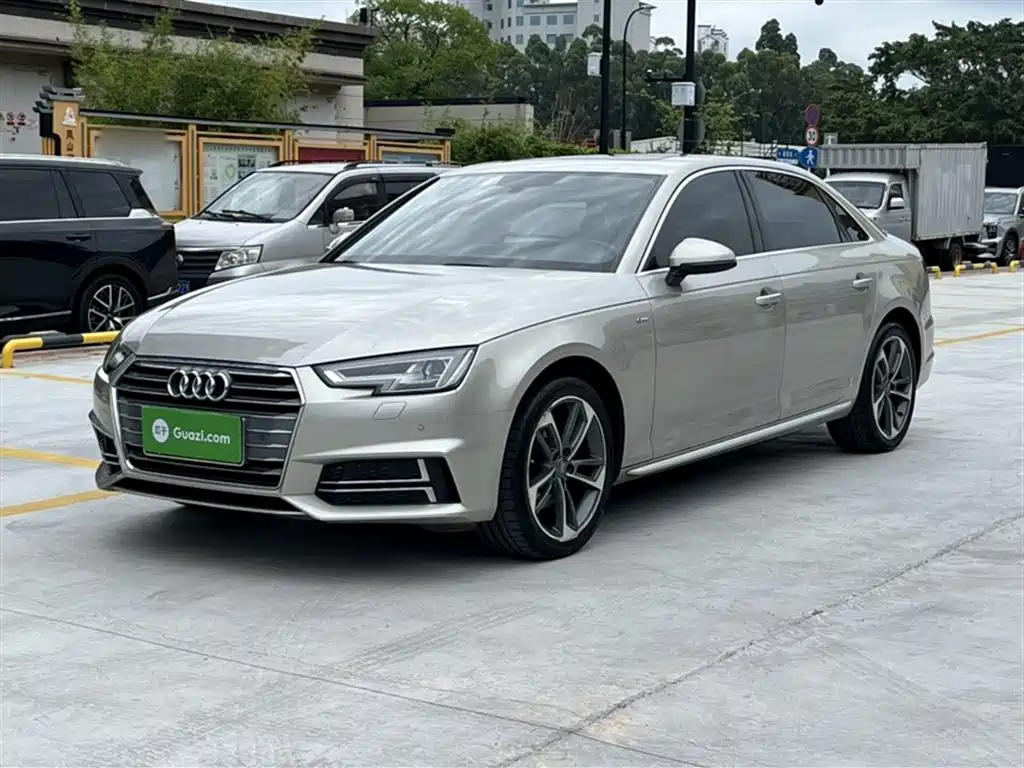 Audi A4L 2018 — фото 2