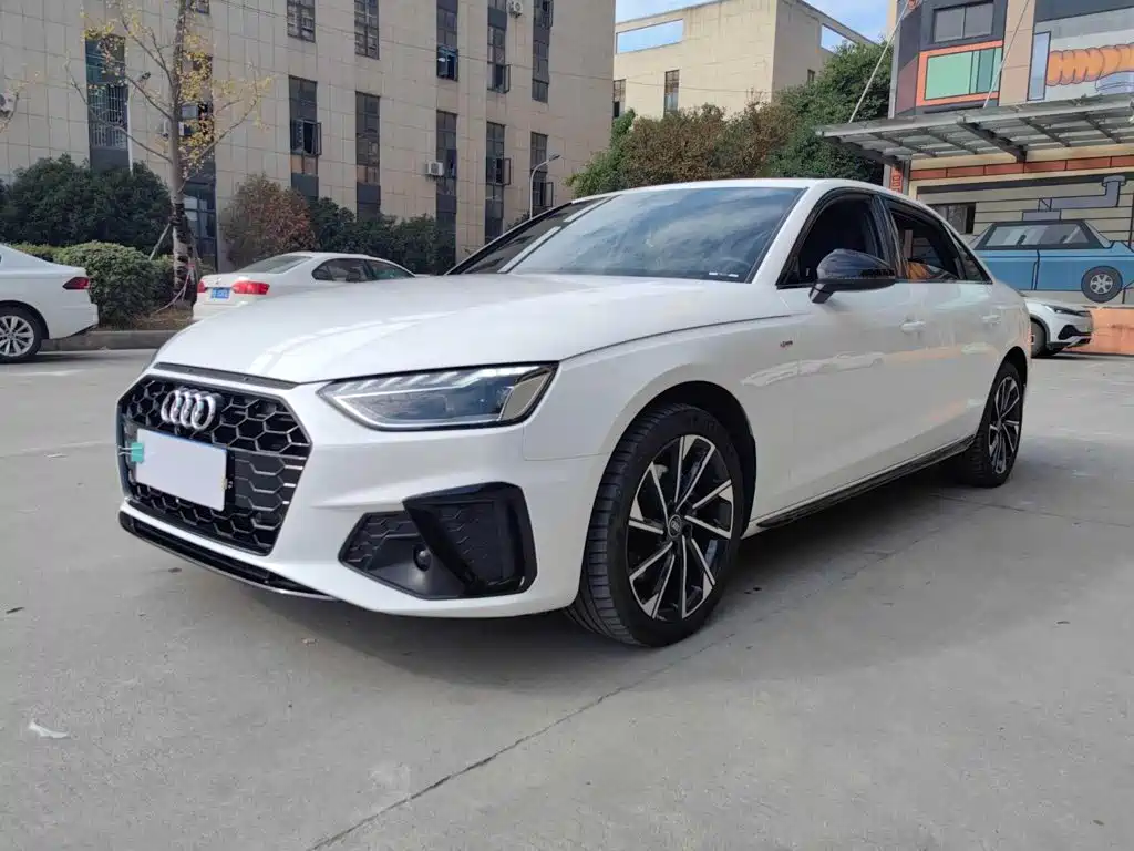 Audi A4L 2023
