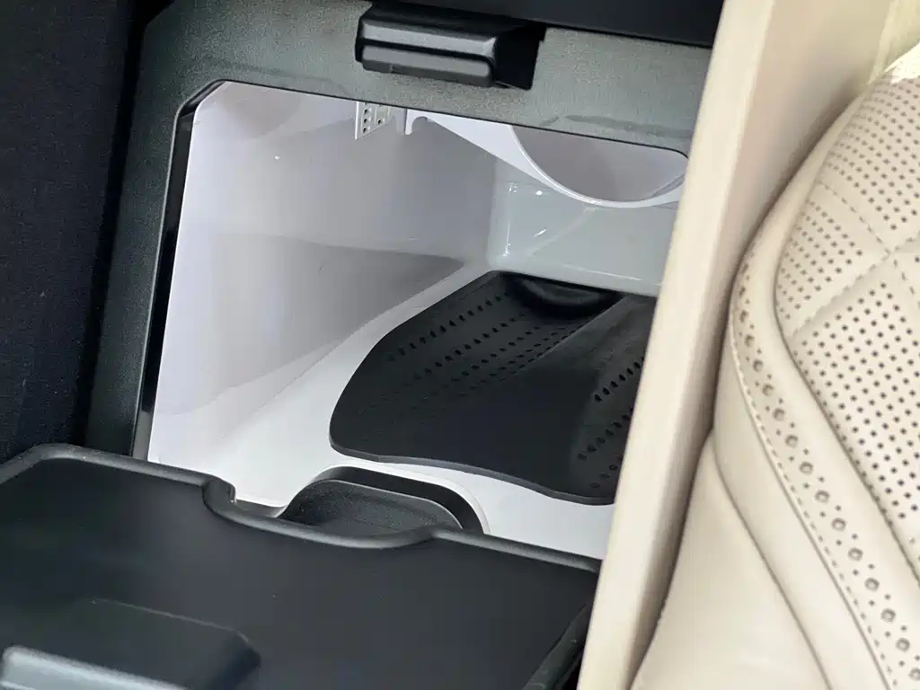 Mercedes-Benz Maybach S-Class 2019 — фото 18