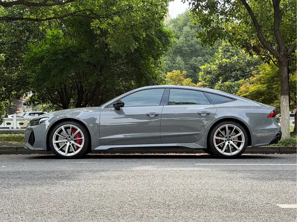 Audi RS 7 2025