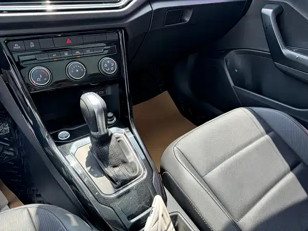 Volkswagen T-Roc 2021