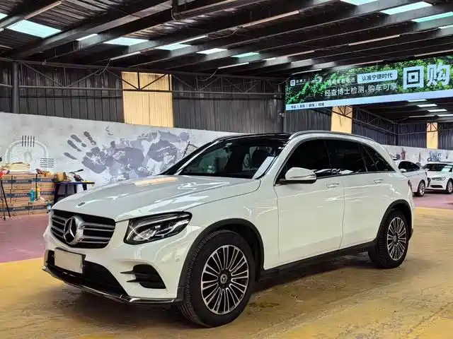 Mercedes-Benz GLC 2019 — фото 1