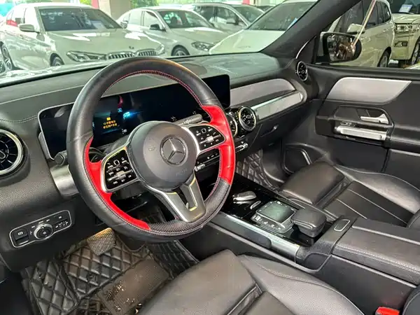 Mercedes-Benz GLB 2020