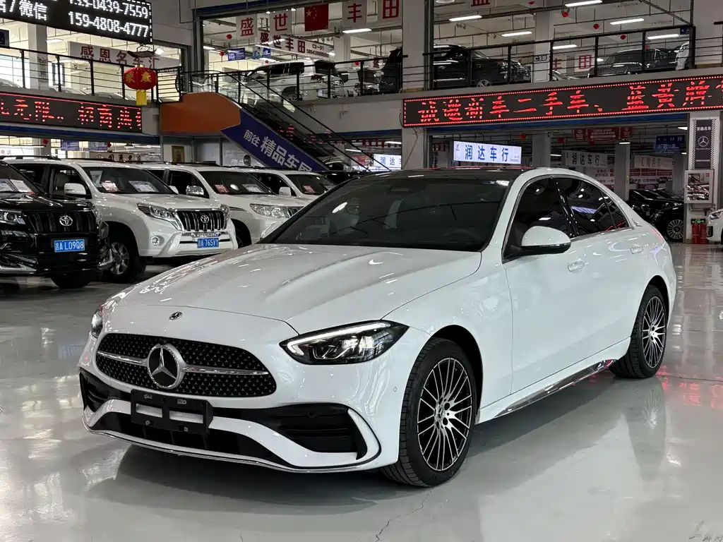 Mercedes-Benz C-Class 2023 — фото 1