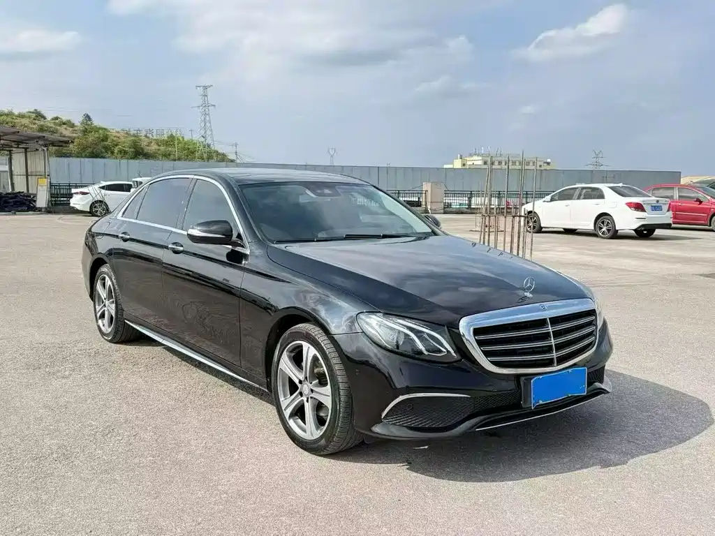 Mercedes-Benz E-Class 2017 — фото 3