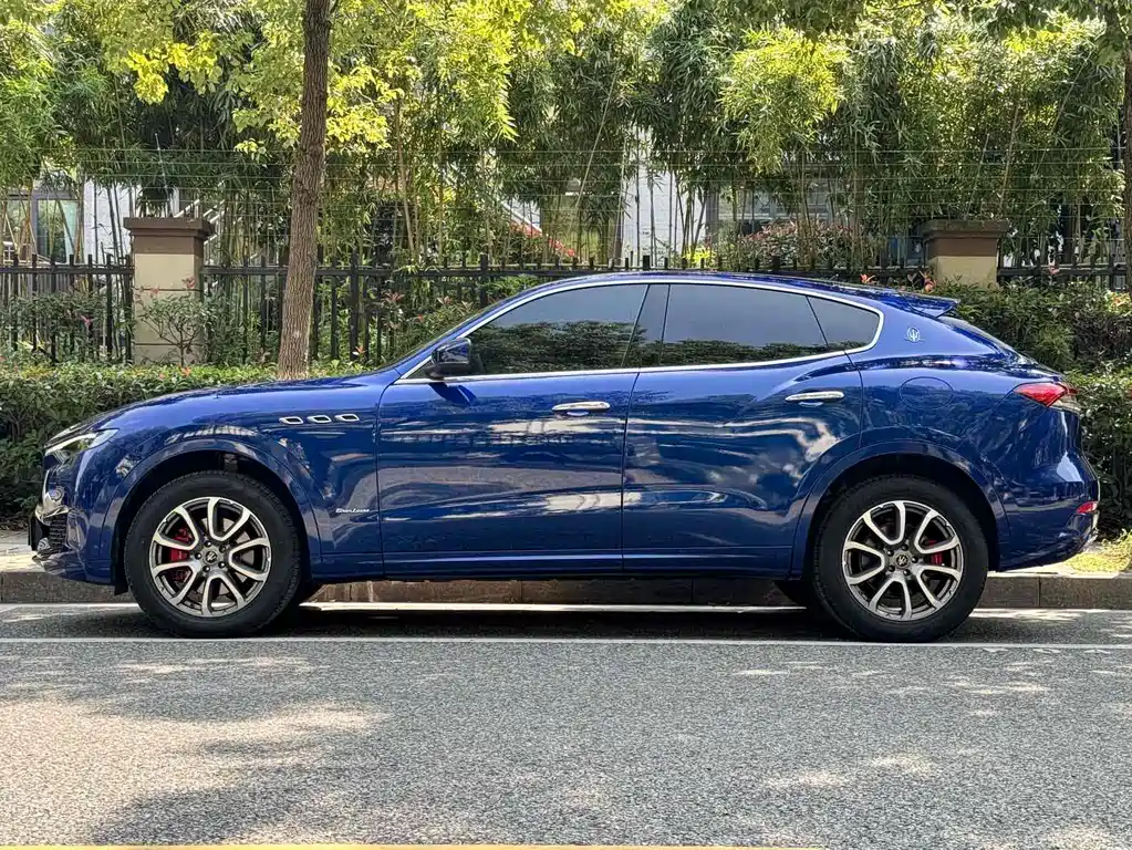 Maserati Levante 2019 — фото 3