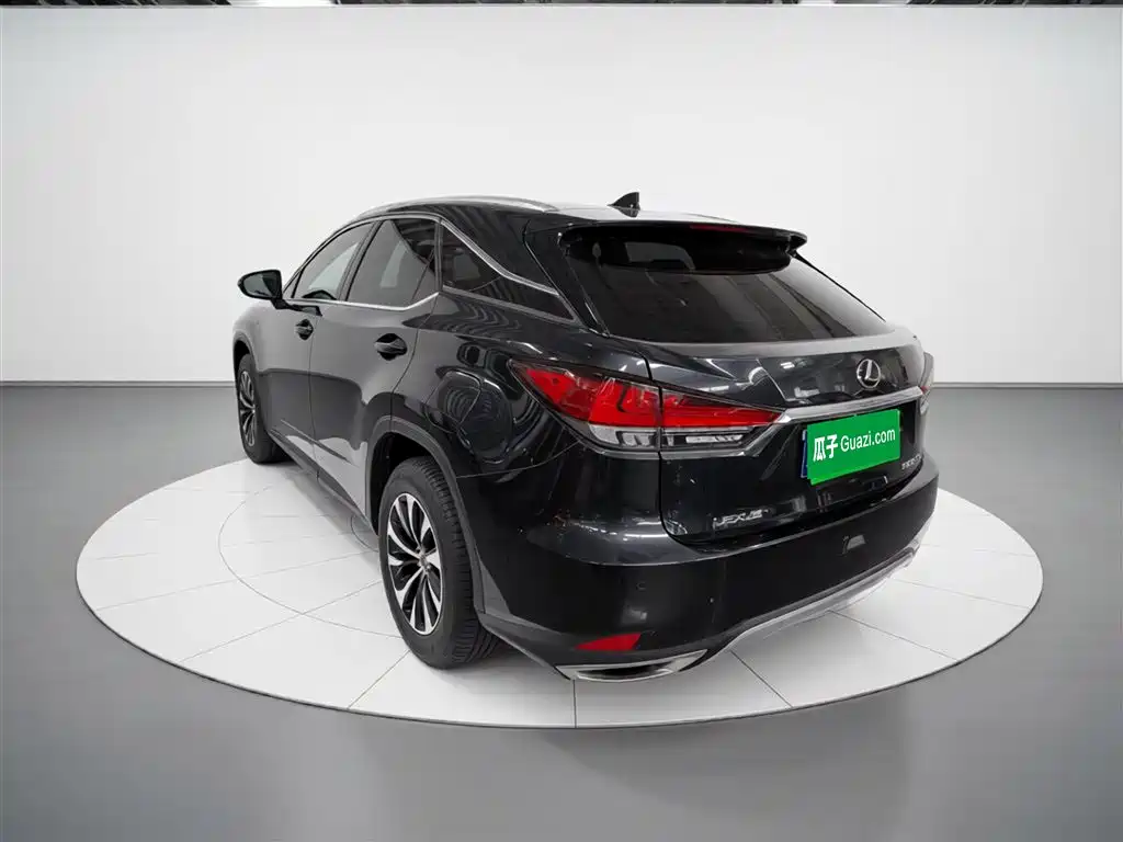 Lexus RX 2022 — фото 5