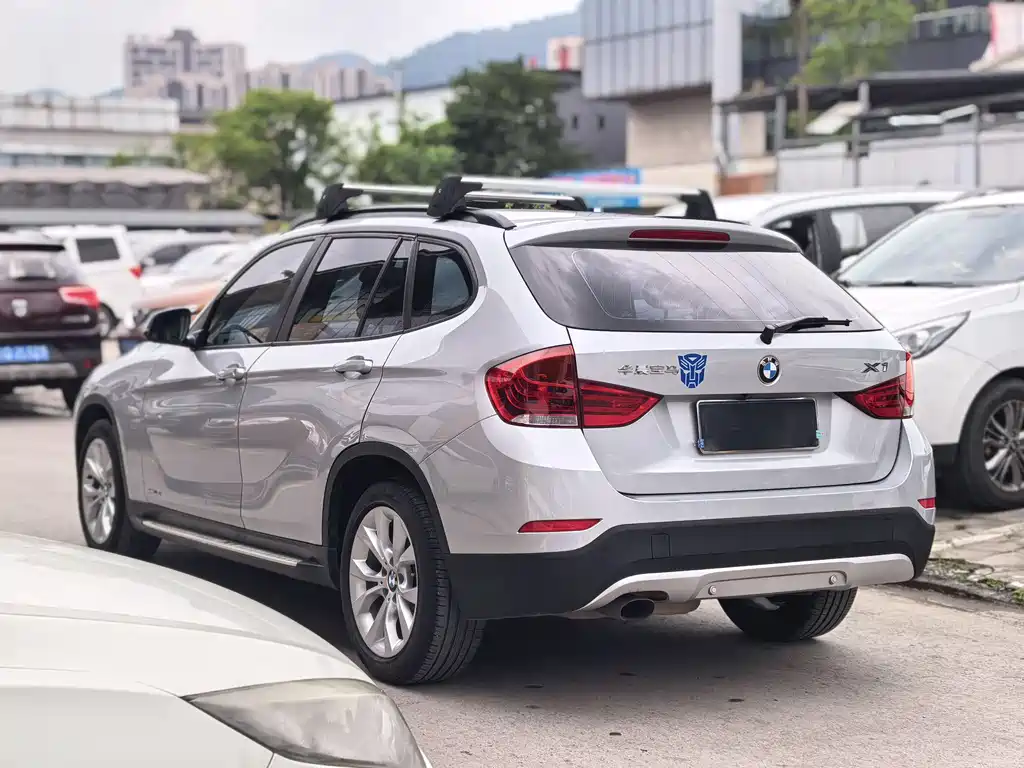 BMW X1 2015 — фото 15