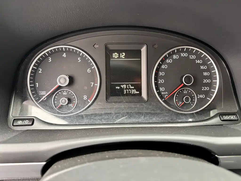 Volkswagen Touran 2015 — фото 11