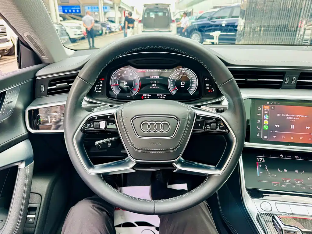 Audi A7L 2025 — фото 8