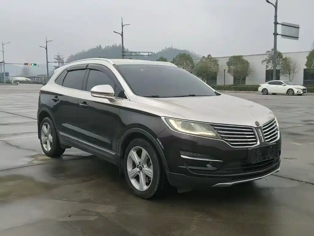 Lincoln MKC 2017 — фото 13