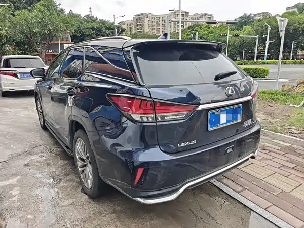 Lexus RX 2019
