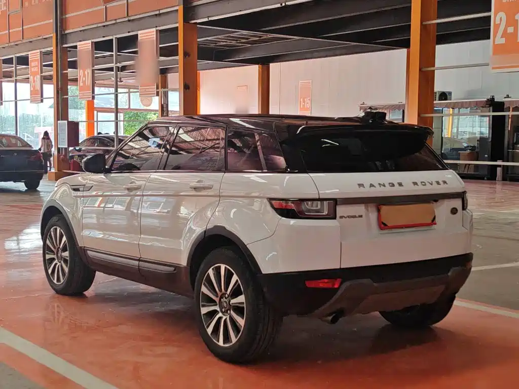 Land Rover Evoque 2018 — фото 8