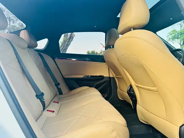 Geely Galaxy L6 2023