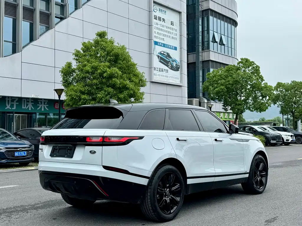 Land Rover Velar 2021 — фото 13