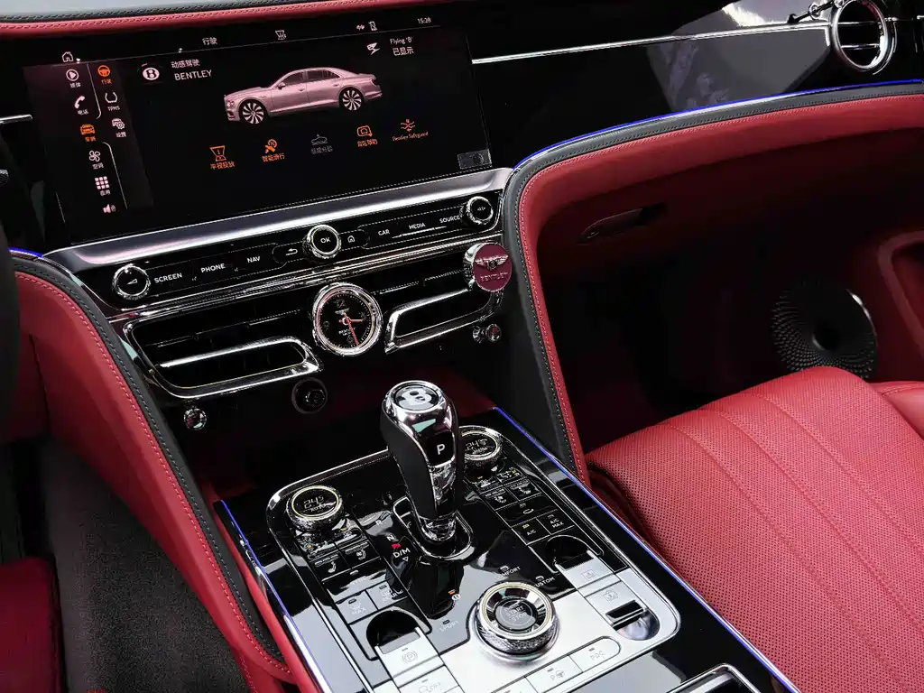 Bentley Flying Spur 2023 — фото 20