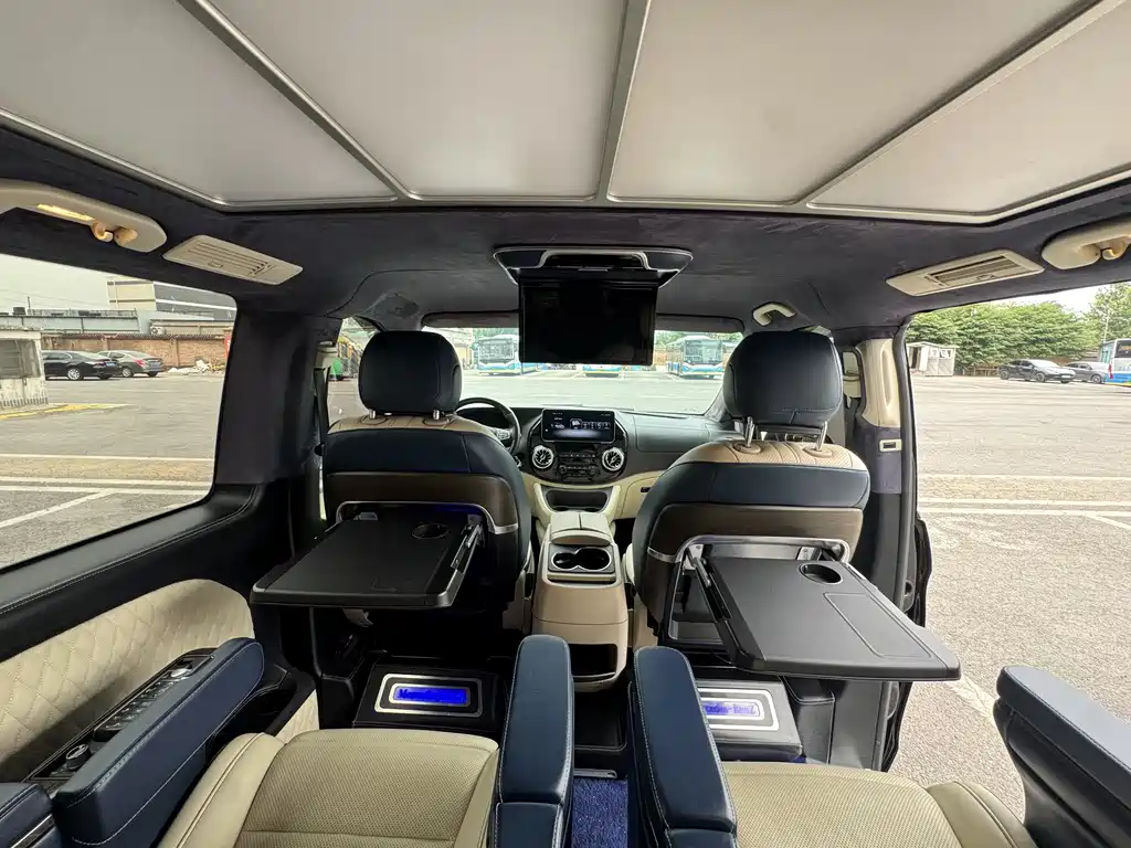 Mercedes-Benz Vito 2021 — фото 18