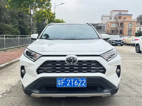 Toyota RAV4 2021