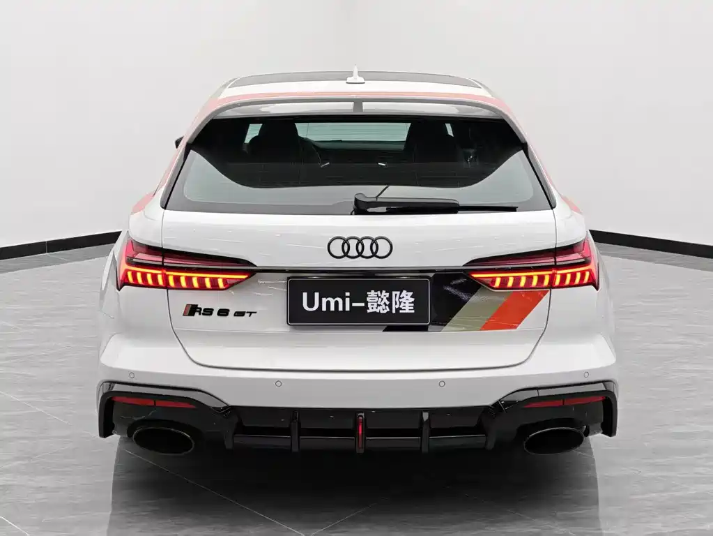 Audi RS 6 2025 — фото 5