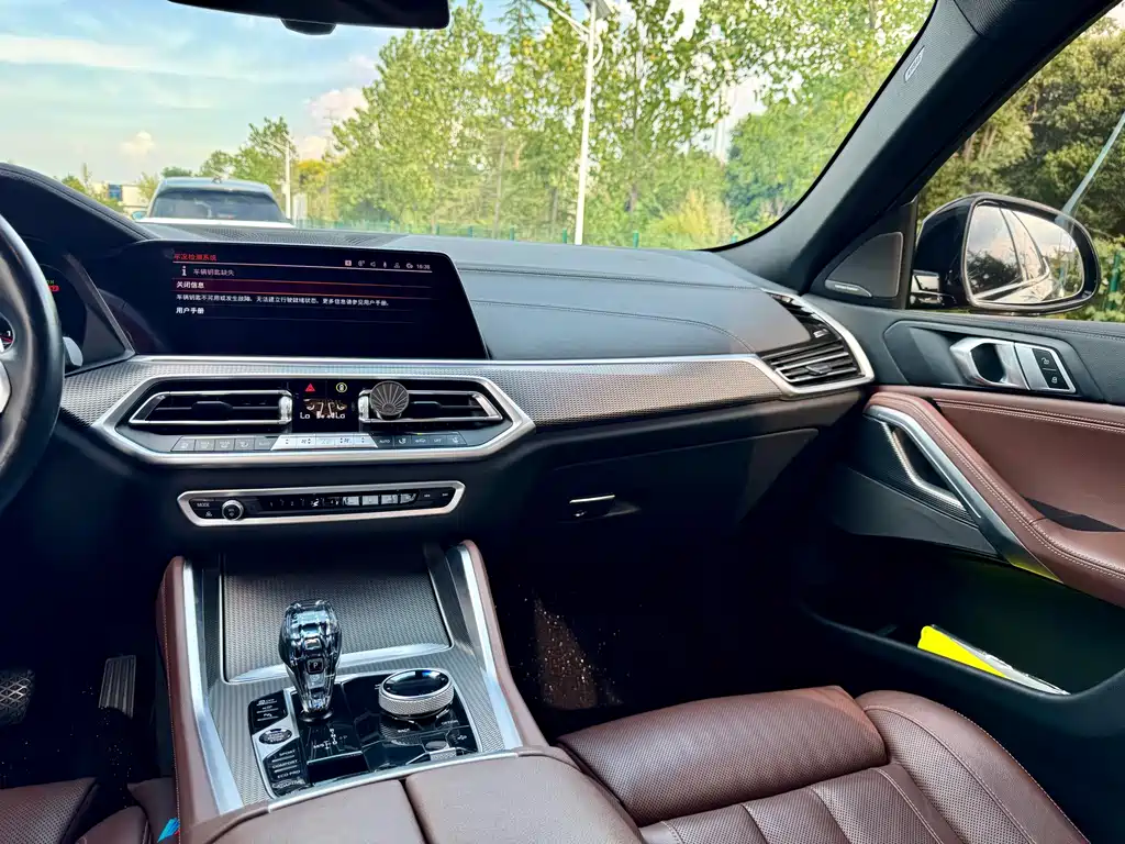BMW X6 2023 — фото 12