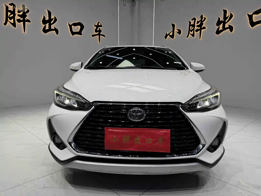 Toyota Yaris L 2022 — фото 2
