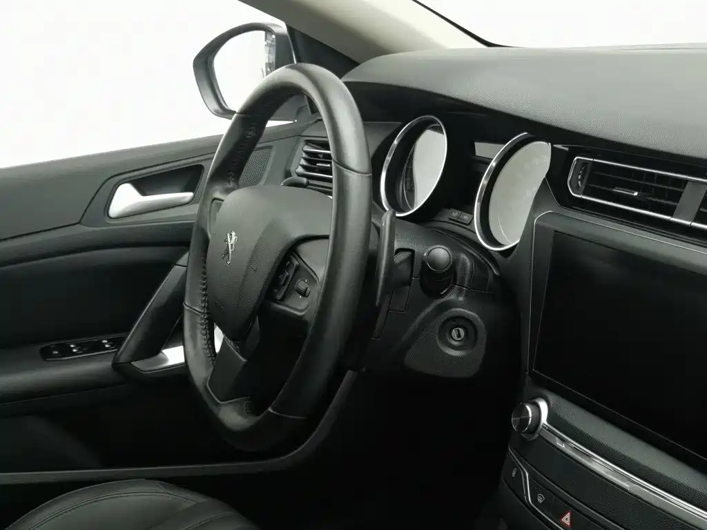 Peugeot 408 2022 — фото 22