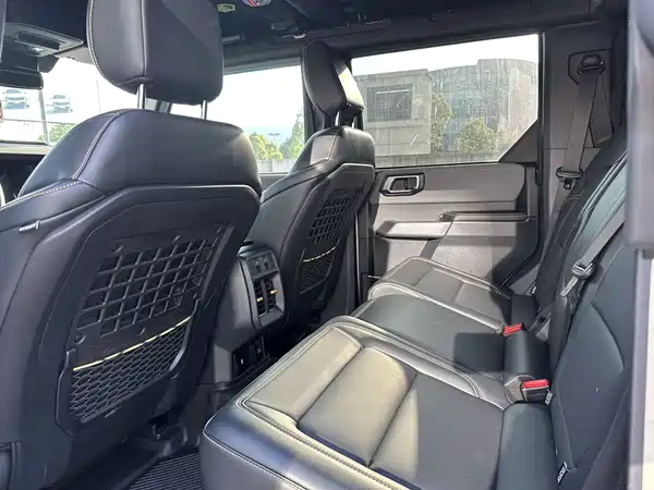 Ford Bronco 2025