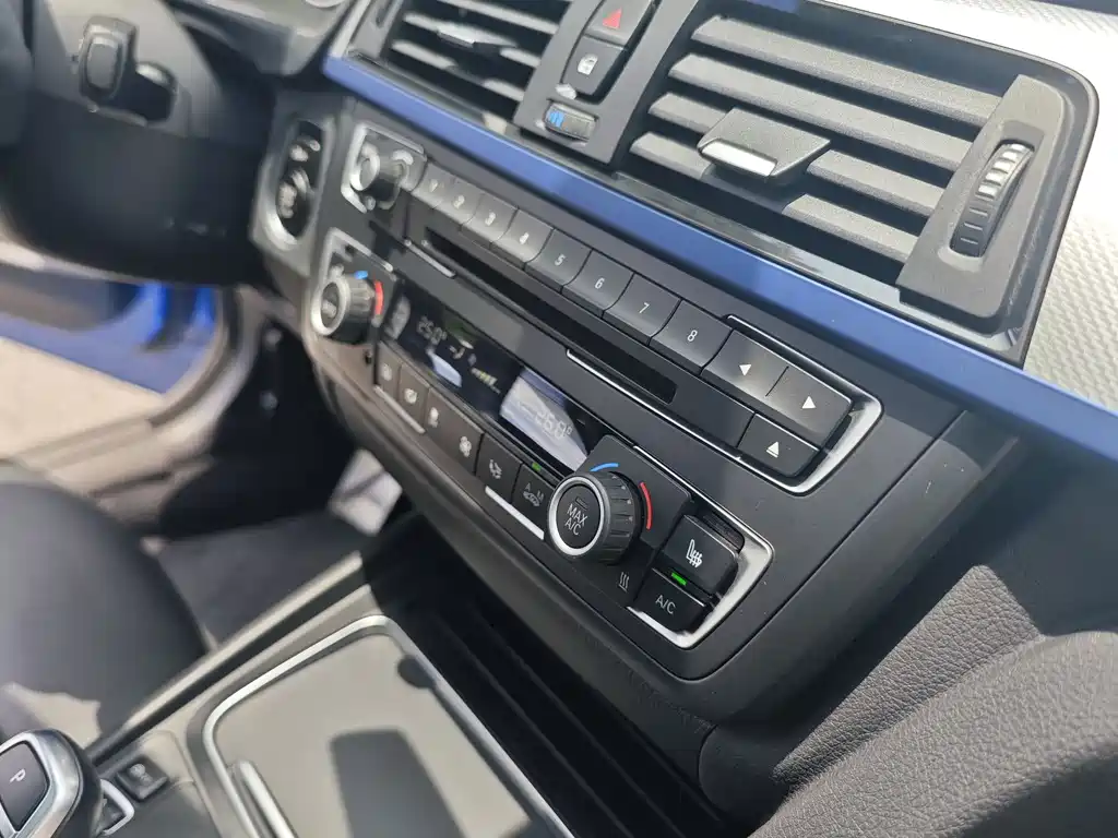 BMW 3 Series GT 2015 — фото 12