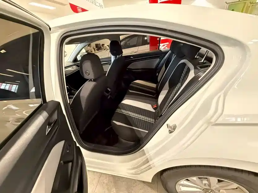 Volkswagen Bora 2024