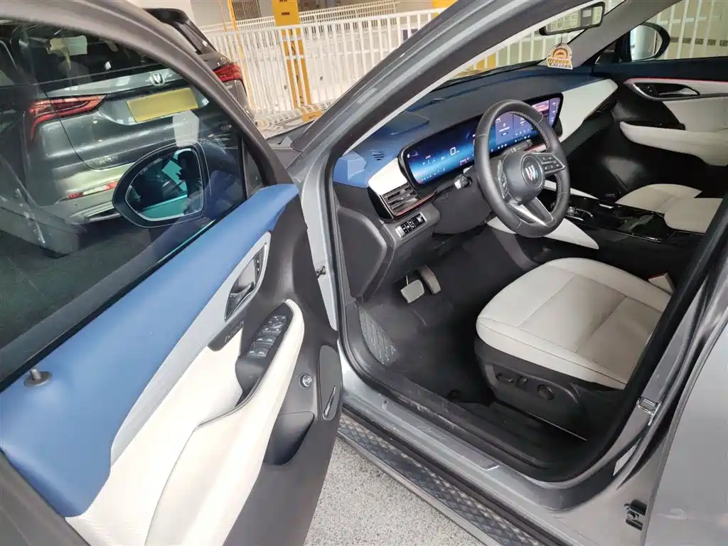 Buick Envision Plus 2025 — фото 12