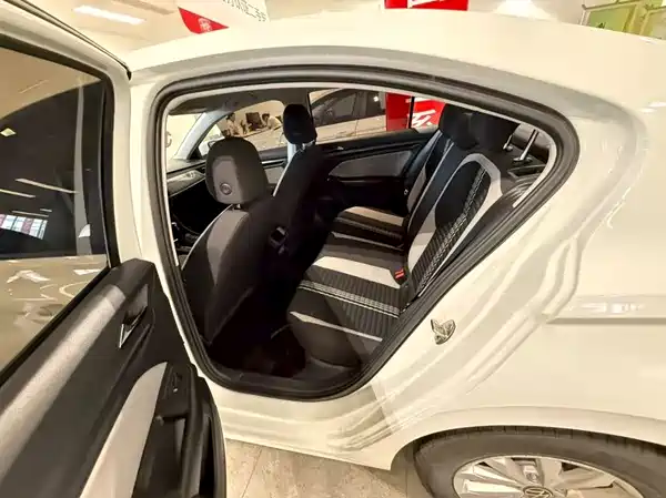 Volkswagen Bora 2024