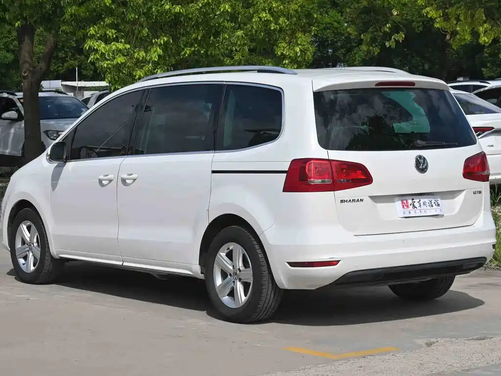 Volkswagen Sharan 2014 — фото 3