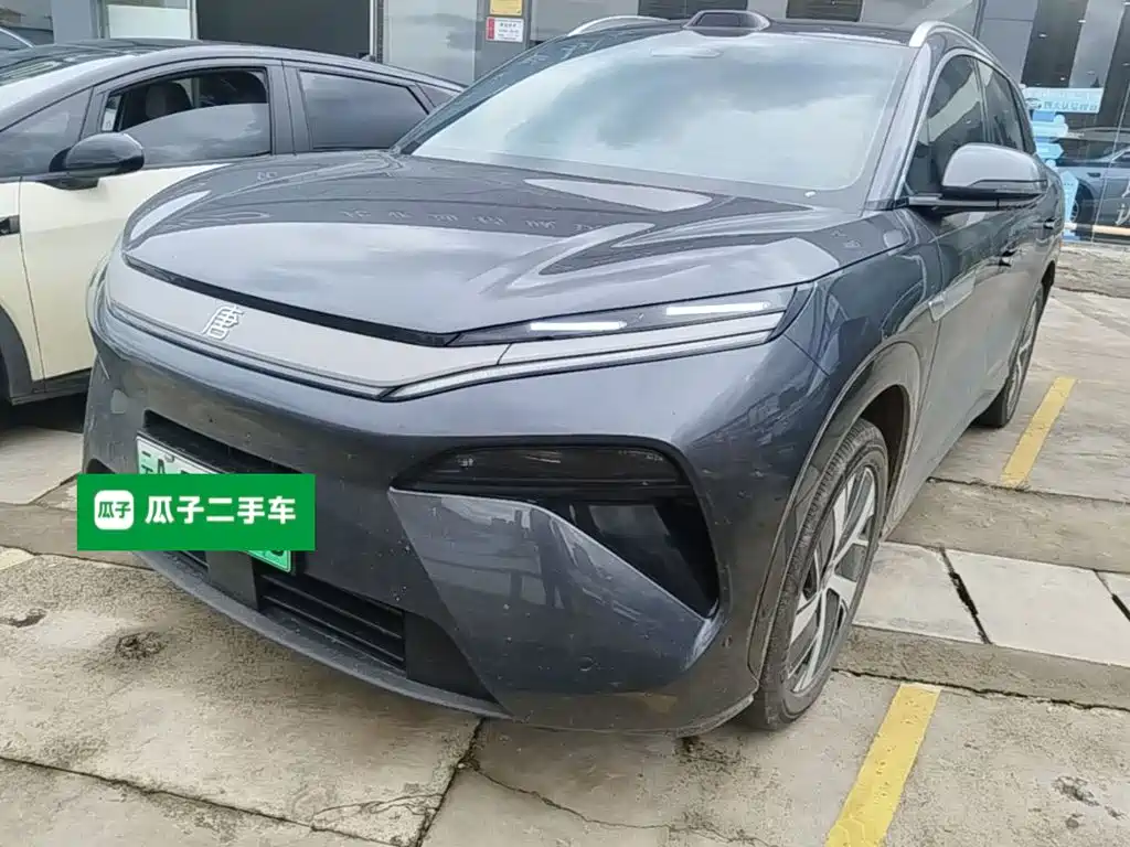 BYD Tang L 2025