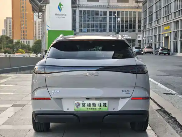 BYD Sealion 06 2025