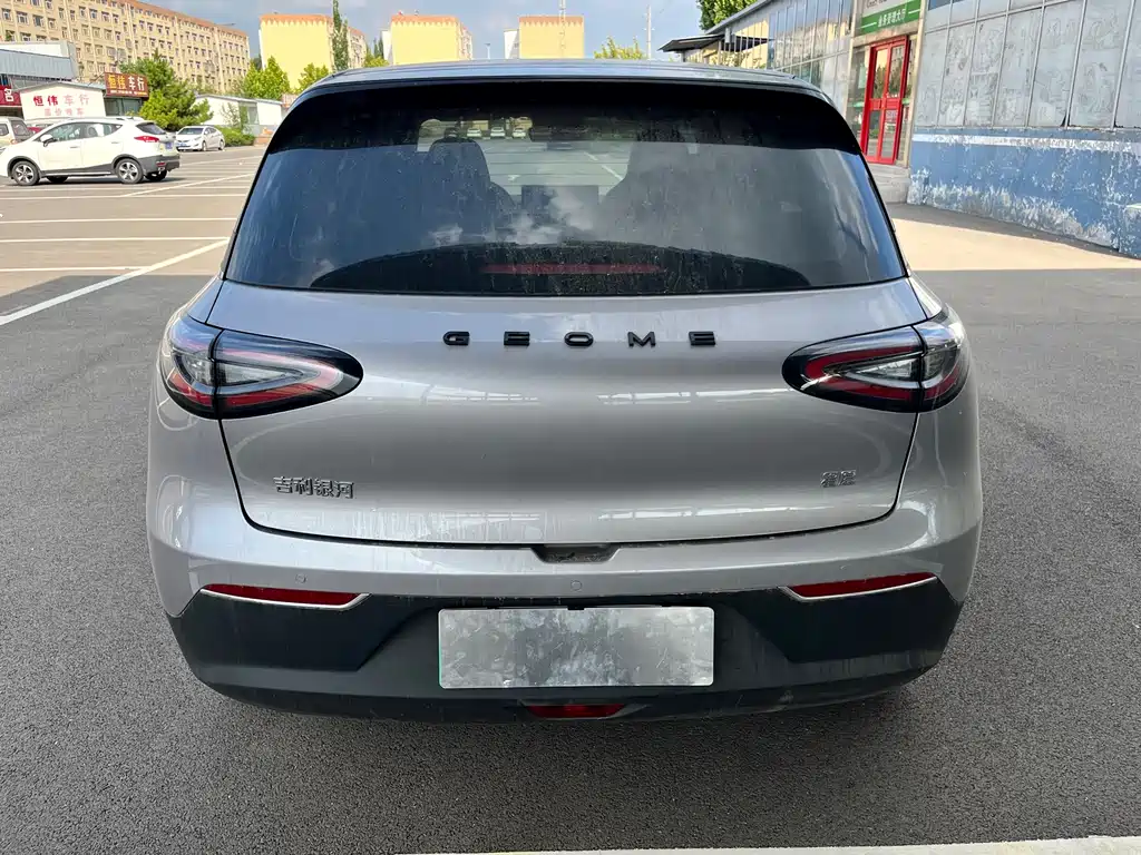 Geely Galaxy Starwish 2025 — фото 6