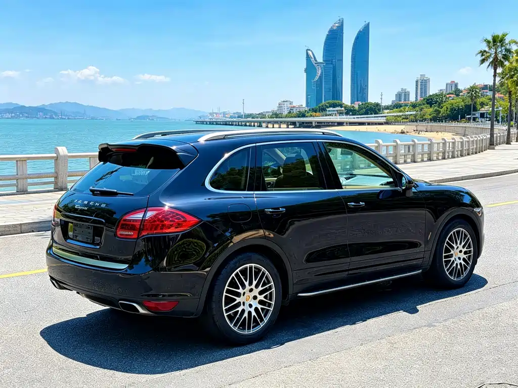Porsche Cayenne 2013 — фото 6