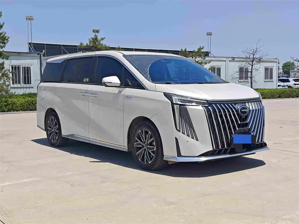 GAC Motor Trumpchi M8 2025 — фото 3