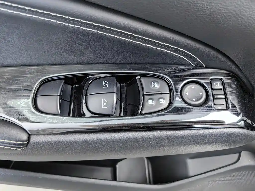 Nissan Teana 2022 — фото 9