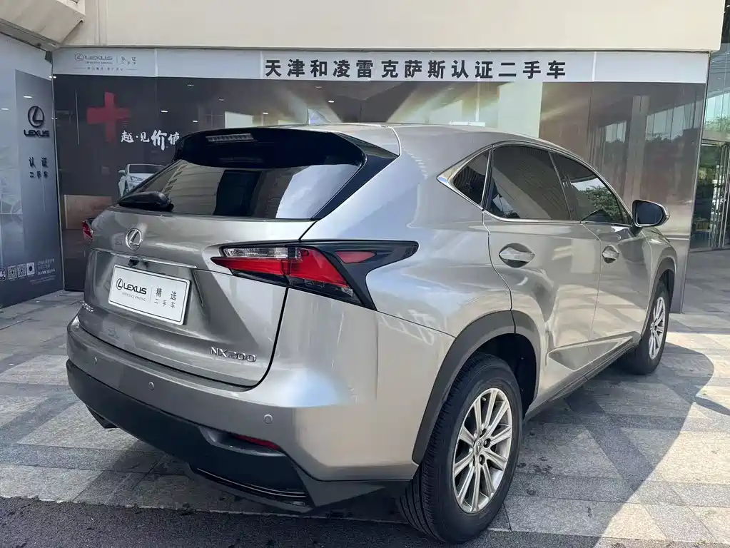 Lexus NX 2016