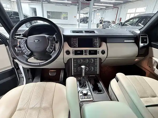 Land Rover Range Rover 2012