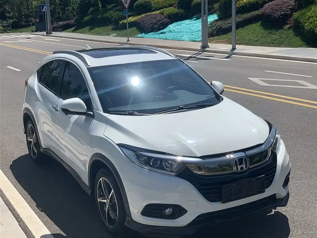 Honda Vezel 2022 — фото 7