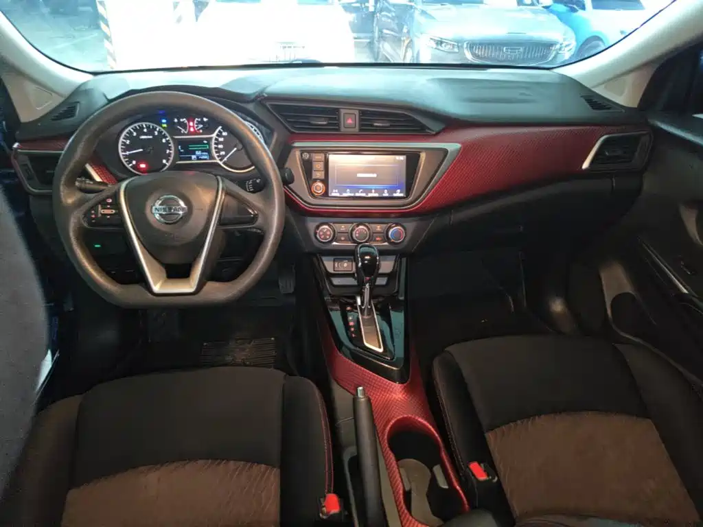 Nissan Bluebird 2018 — фото 10