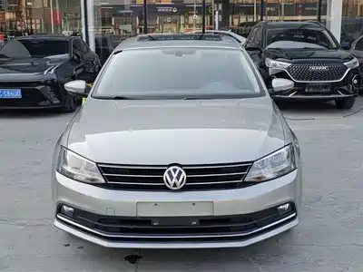 Volkswagen Sagitar 2018