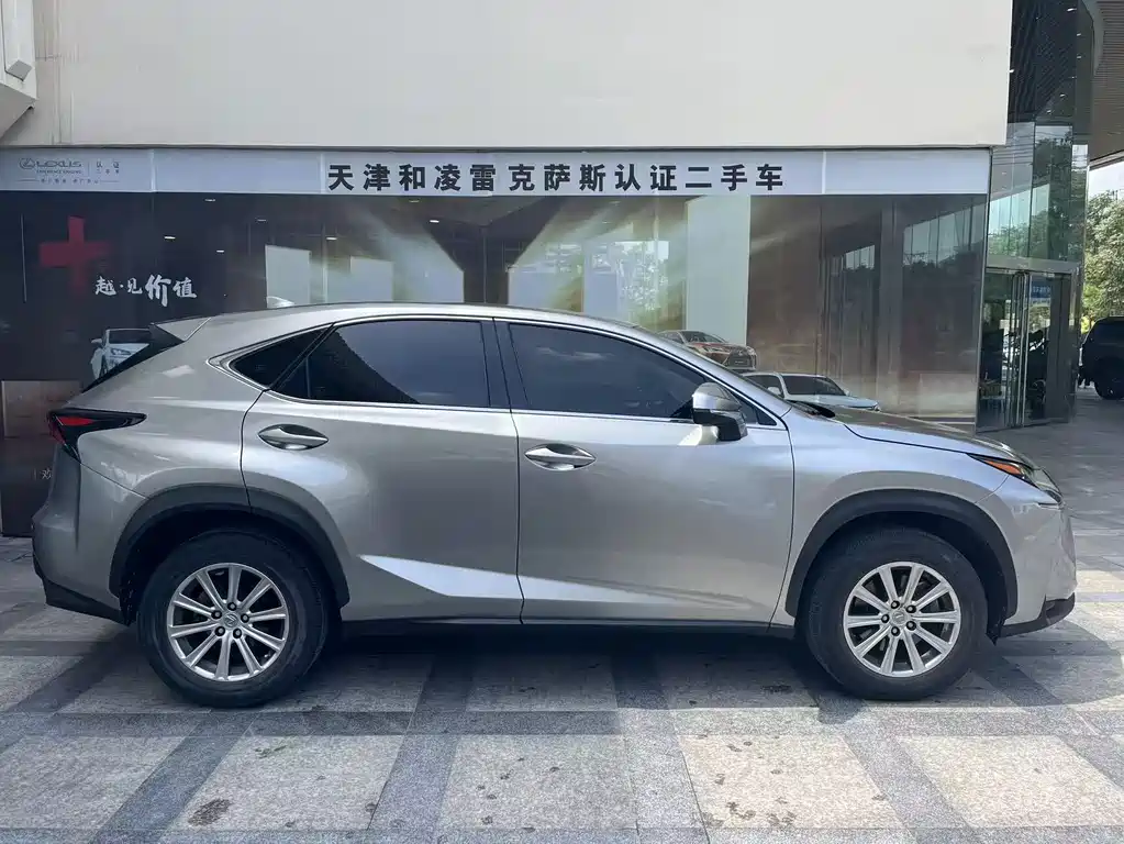 Lexus NX 2016