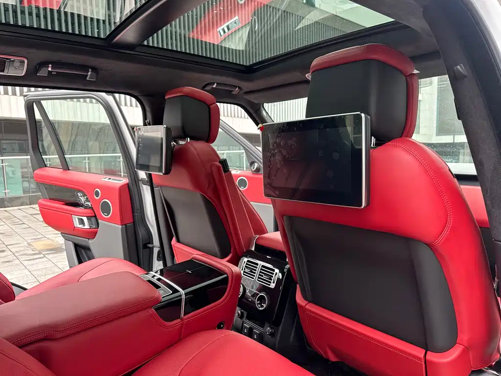 Land Rover Range Rover 2018 — фото 12