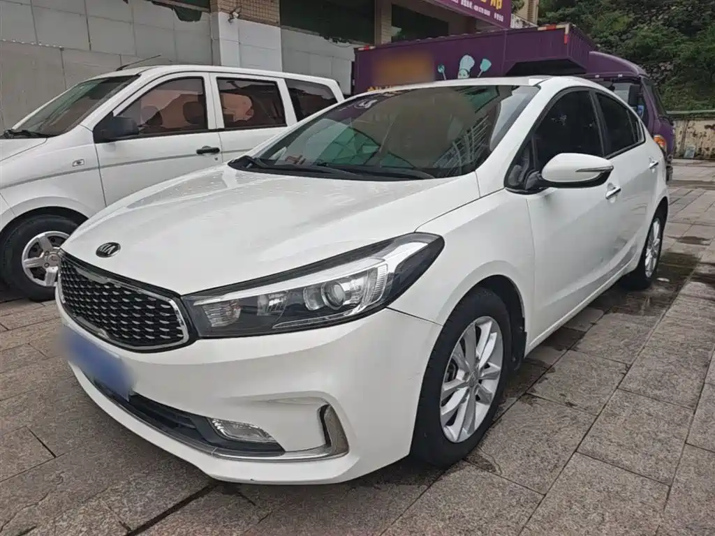 Kia K3 2017 — фото 1